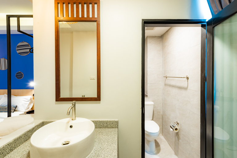 Bathroom 9