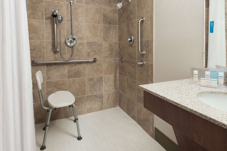 Bathroom 4, Hampton Inn Danbury, Fairfield