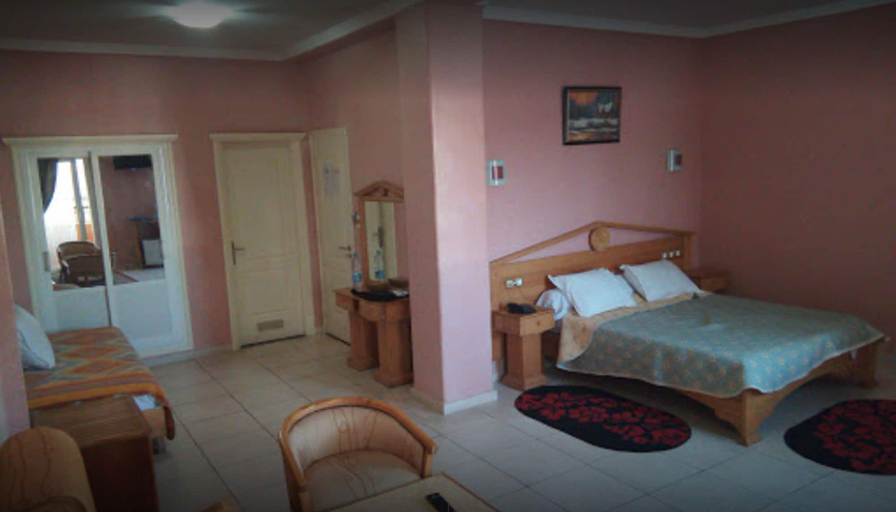 Bedroom 3, Charme el Cheikh, Oran