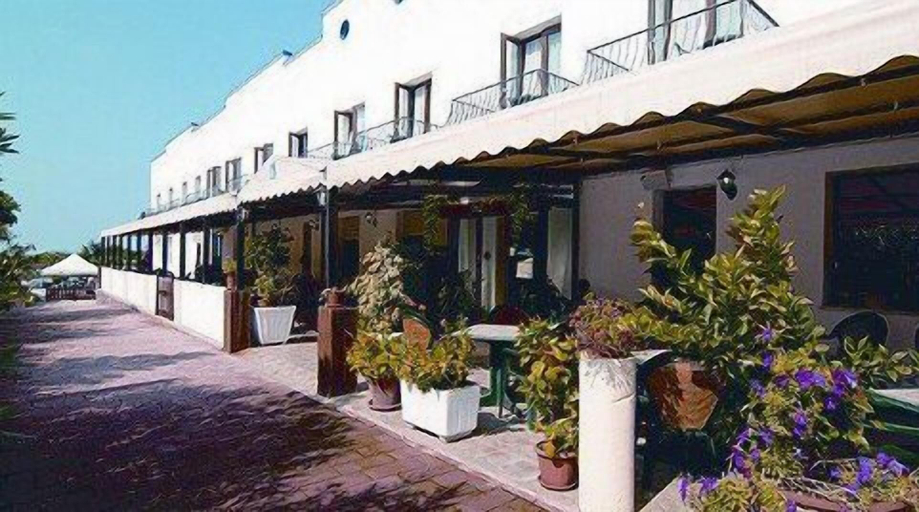 Exterior & Views 2, Hotel Stella Del Sud, Carbonia-Iglesias