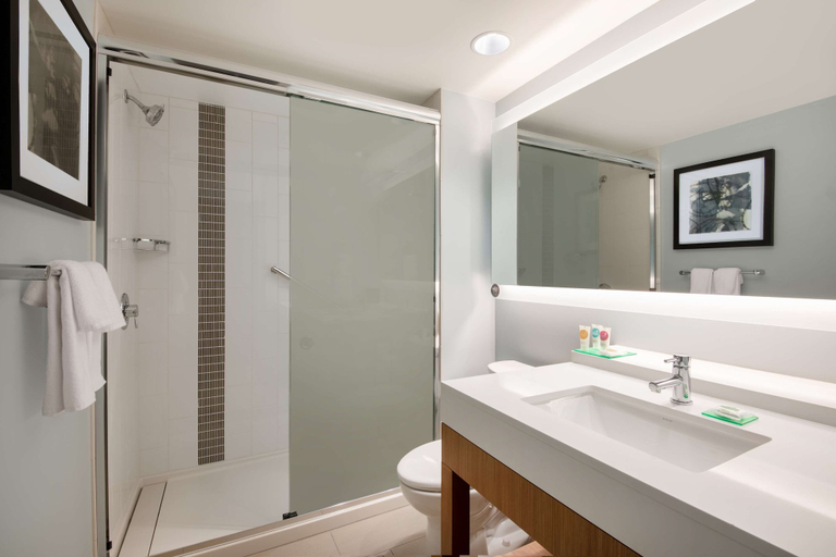 Bathroom 5, Hyatt Place Denver/Westminster, Jefferson