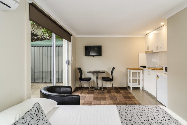 Bedroom 3, Parkville Place Serviced Apartments, Melbourne