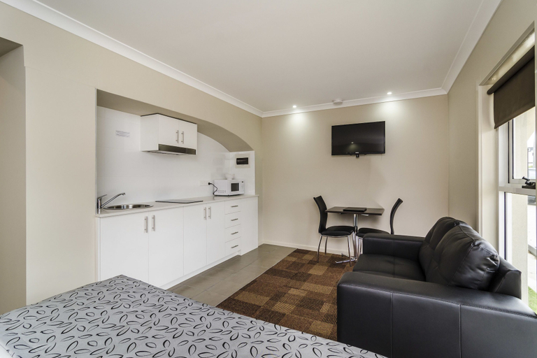 Others 5, Parkville Place Serviced Apartments, Melbourne