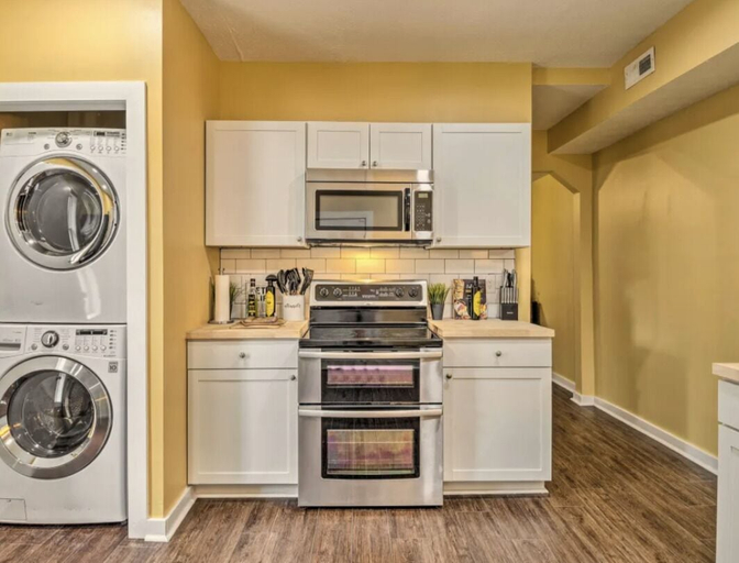 Others 5, Urban Chic Townhome Near Downtown, Marion