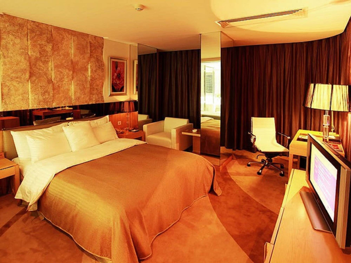 Bedroom 3, Beijing Guangming Hotel, Beijing