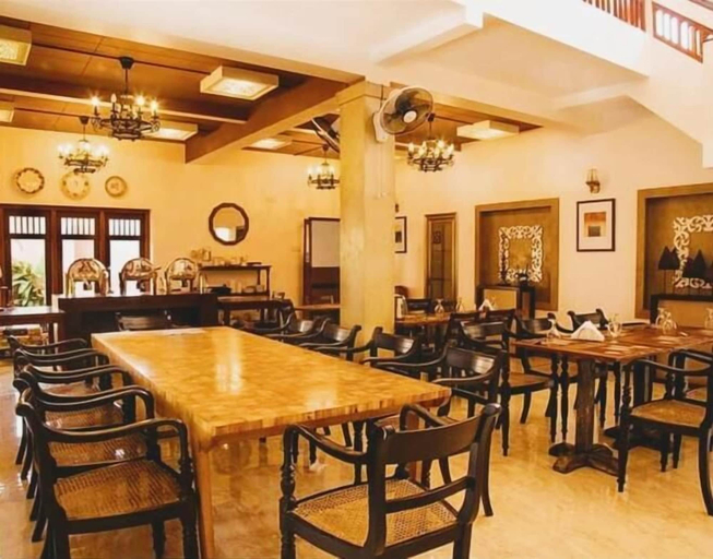 Food & Drinks 4, Forever City Hotel, Kelaniya