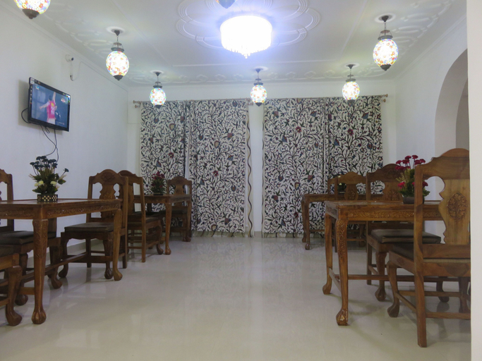 Food & Drinks 4, TIH Hotel Ash Vale, Srinagar