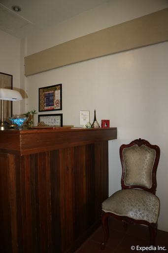 Others 4, Ronamar Apartelle, Tagaytay City