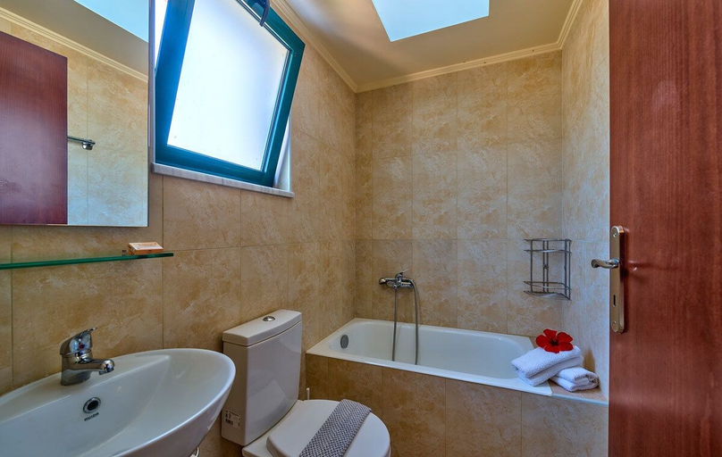 Bathroom 5, Falasarna Bay, Crete