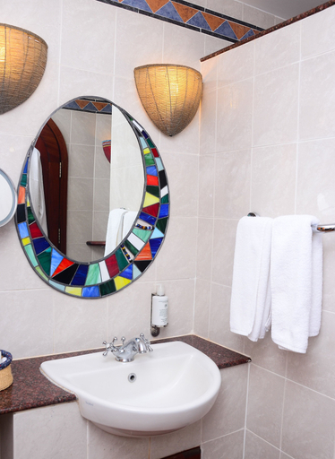 Bathroom 5, Amboseli Serena Safari Lodge, Kajiado South