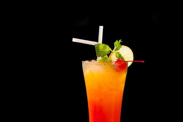 Food & Drinks 4, B52 Hostel, Phnom Penh