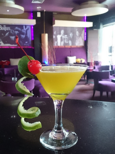 Food & Drinks 20