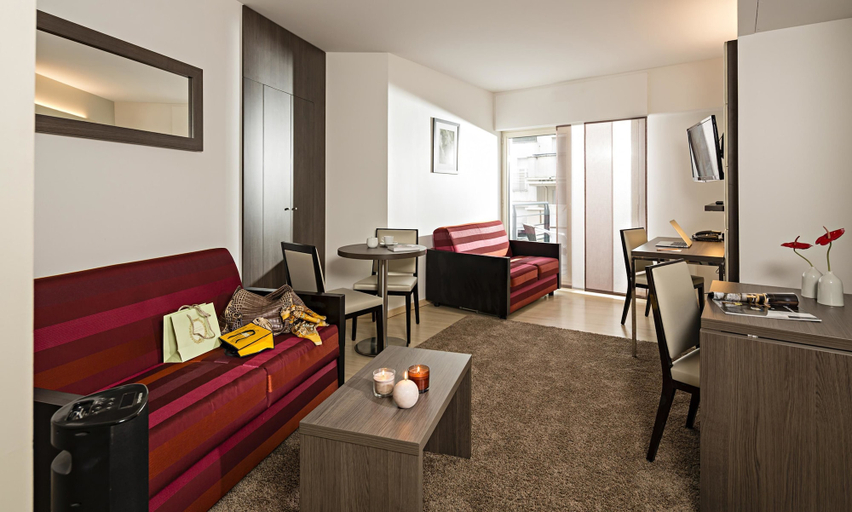Others 5, Residhome Courbevoie La Défense, Hauts-de-Seine