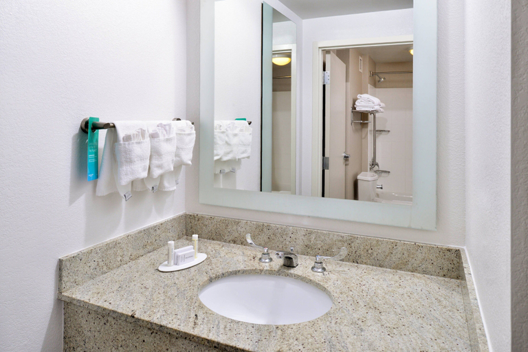 Bathroom 4, SpringHill Suites by Marriott Fairfax Fair Oaks, Fairfax