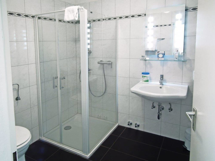 Bathroom 5, Hotel Stadt Coblenz, Rhein-Lahn-Kreis