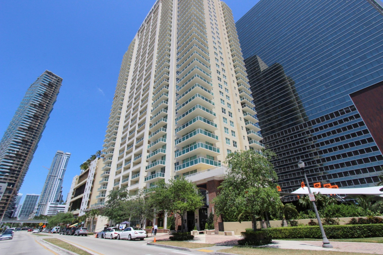 Exterior & Views 2, Bluebird Suites in Brickell, Miami-Dade