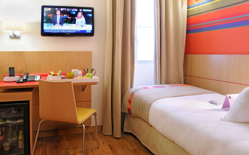 Bedroom 3, Best Western Hotel du Mucem, Bouches-du-Rhône