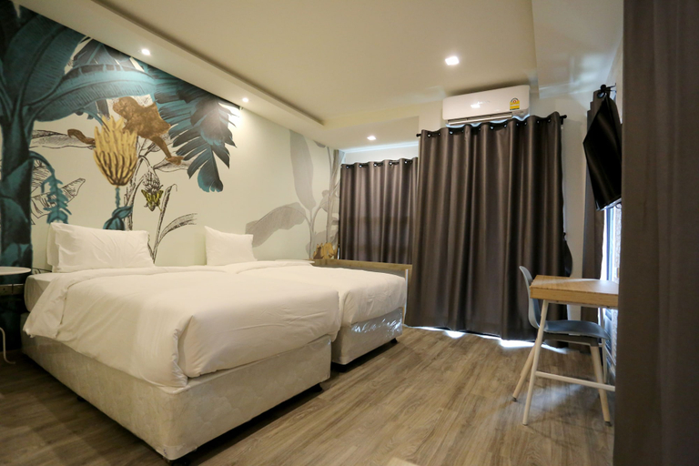 Bedroom 4, Bangkok Oasis Hotel, Ratchathewi