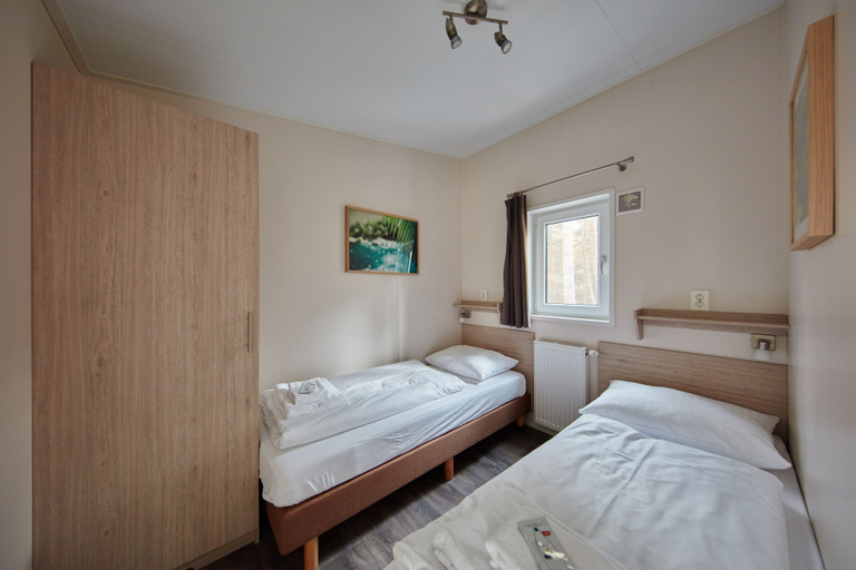 Bedroom 3, Tropical Islands Resort, Dahme-Spreewald