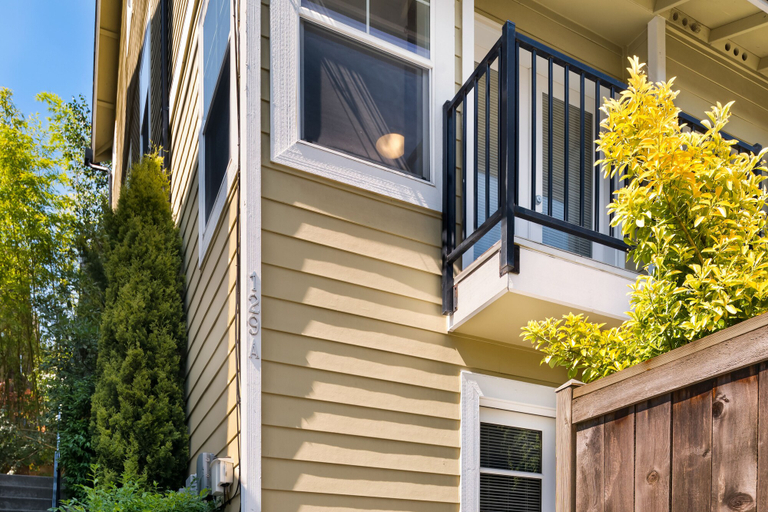 Exterior & Views, Seattle Vacation Home: The Fields of Dreams, Seattle