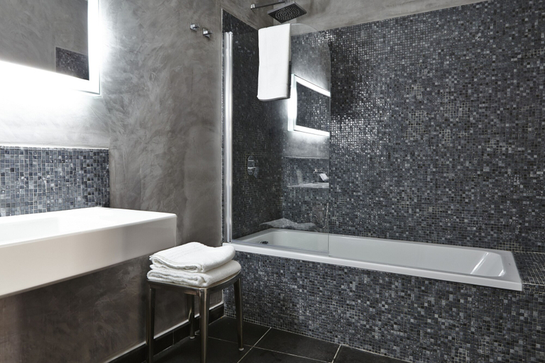 Bathroom 5, La Suite Boutique Hotel, Napoli