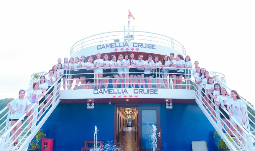 Exterior & Views, Legacy Cruise, Hạ Long