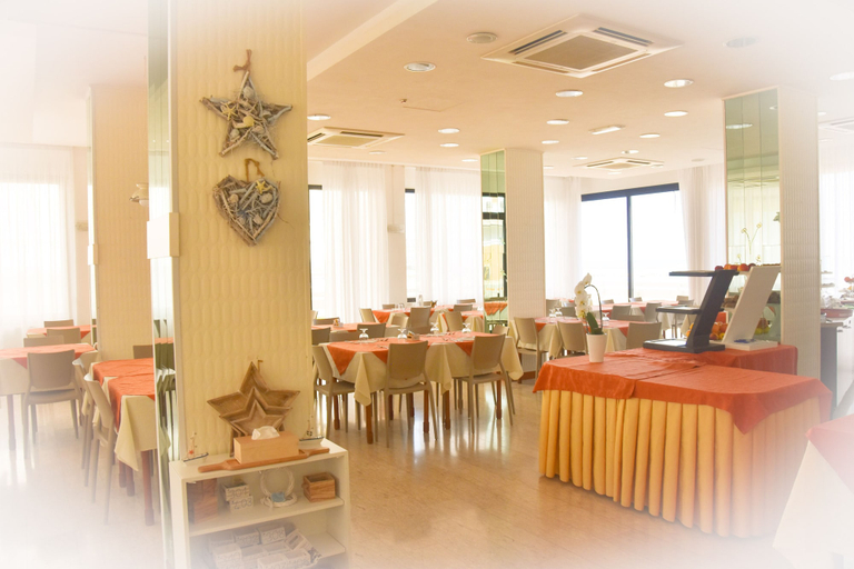 Food & Drinks 4, Hotel Suprem, Rimini