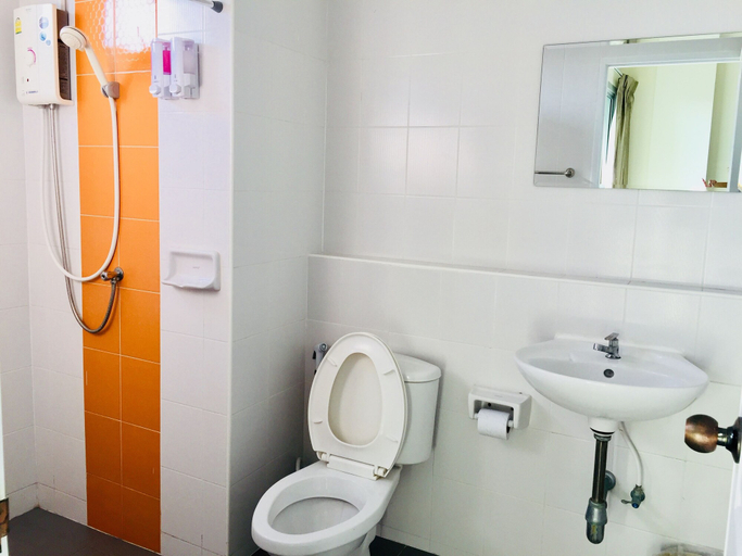 Bathroom 4, Thani Residence, Muang Chon Buri