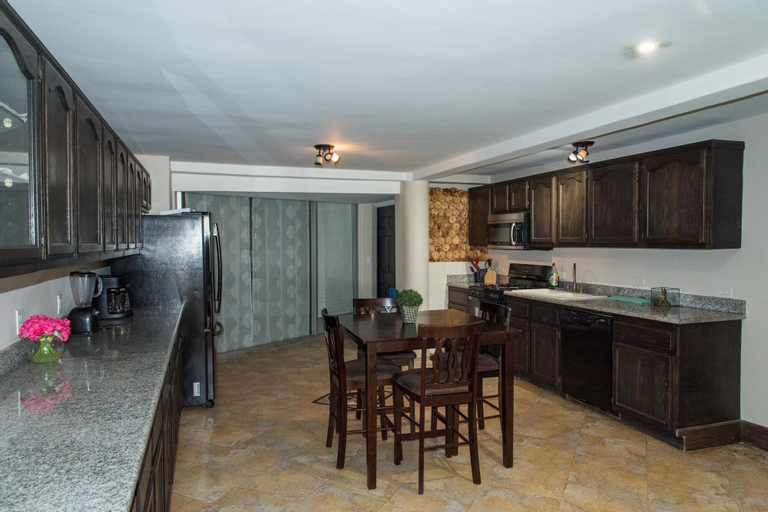 Others 3, Penthouse in Rosarito, Tijuana