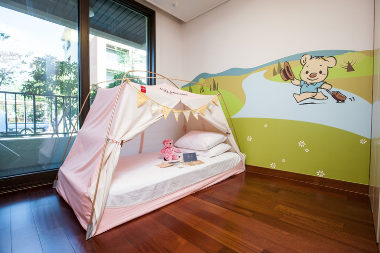 Bedroom 4, Somerset Jeju Shinhwa World, Seogwipo