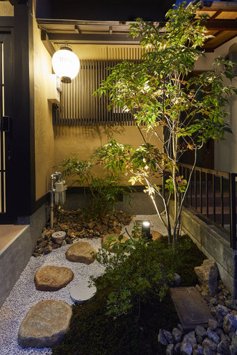 Others 5, Rinn Tsukinuke, Kyoto