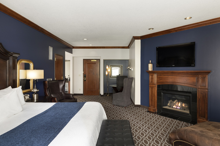 Bedroom 3, Des Lux Hotel, Polk