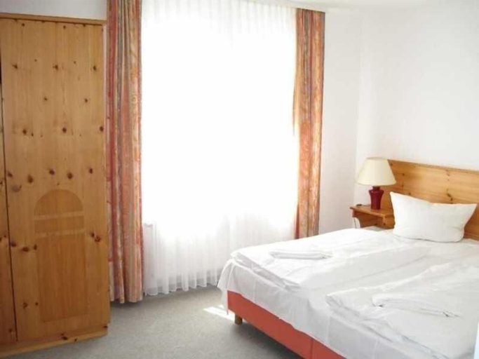 Bedroom 3, Parkresidenz Dierhagen, Vorpommern-Rügen