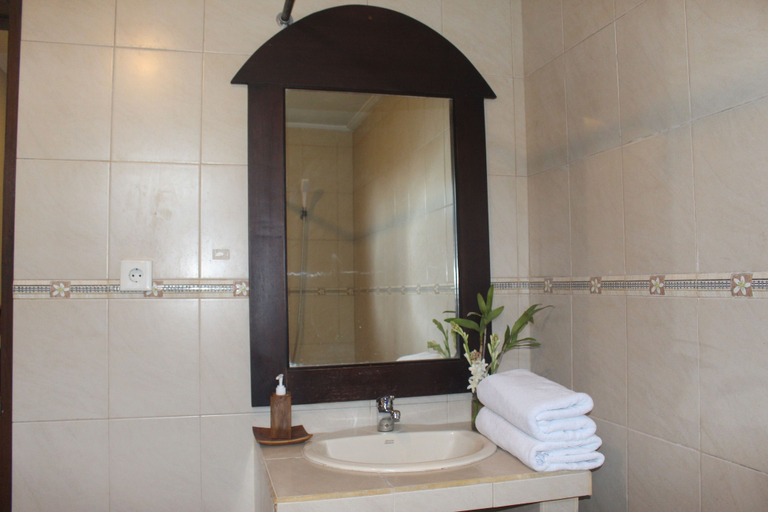 Bathroom 3, Curve House Umalas, Badung