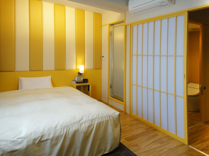 Bedroom 26