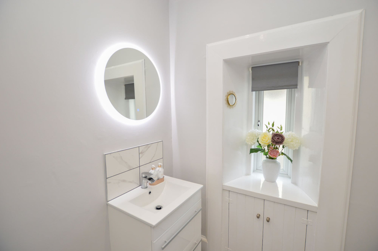 Bathroom 4, The Gallery Apartment, Argyll and Bute
