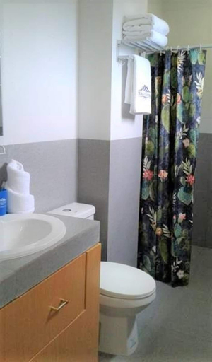 Bathroom 5, Mirage Suites de Boracay, Malay