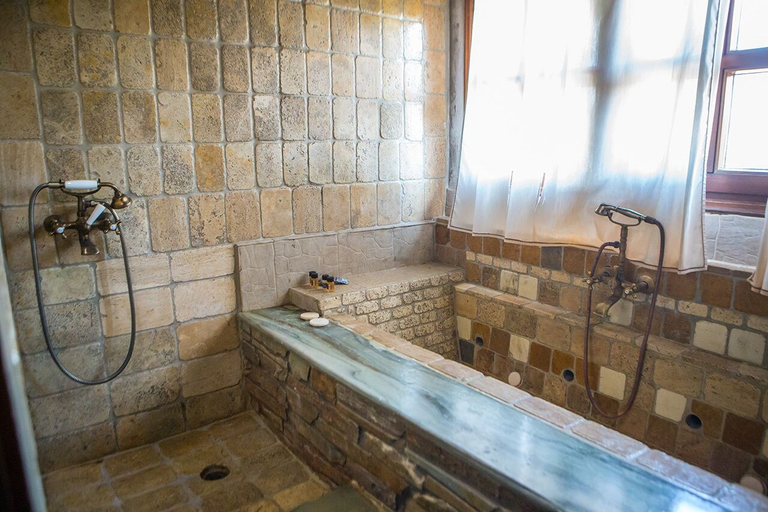 Bathroom 3, Oikoperiigitis Hotel, Central Macedonia