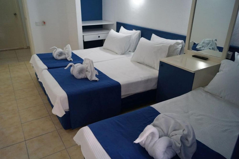 Bedroom 3, Barhan Hotel, Alanya