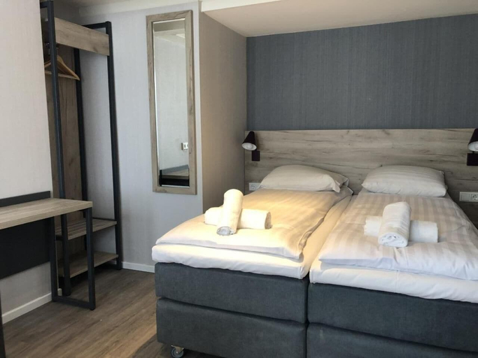 Bedroom 4, Facade Hotel Amsterdam, Amsterdam