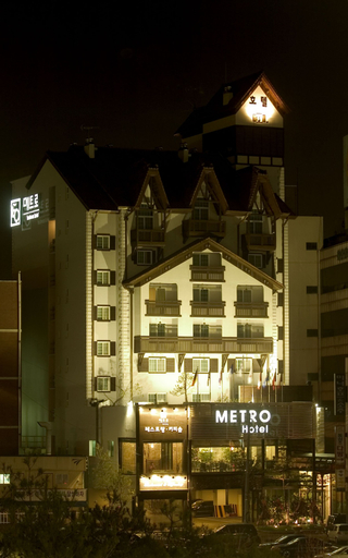 Exterior & Views 2, Metro Tourist Hotel, Cheonan