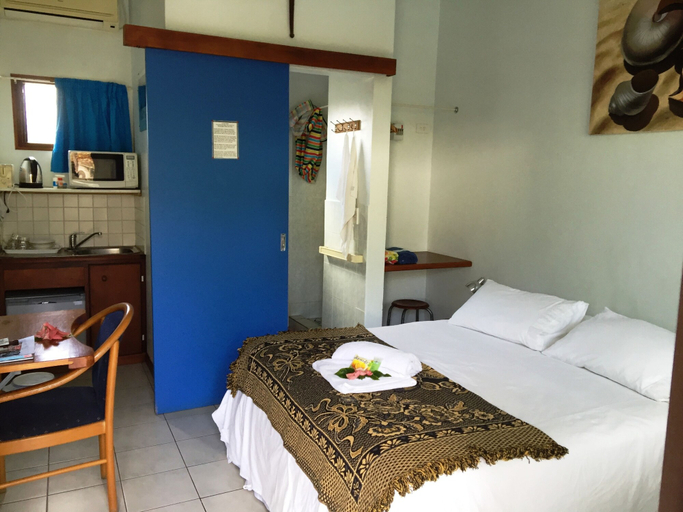Bedroom 4, Travellers Motel, Port Vila