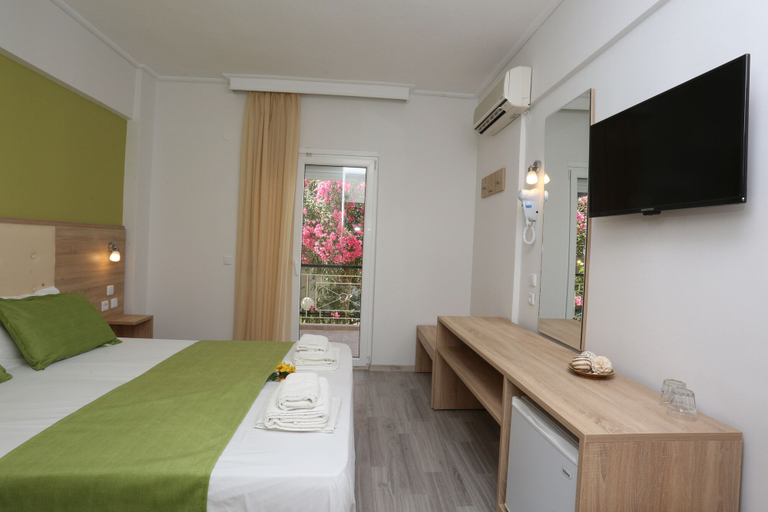 Bedroom 4, Sun Hotel, Central Macedonia