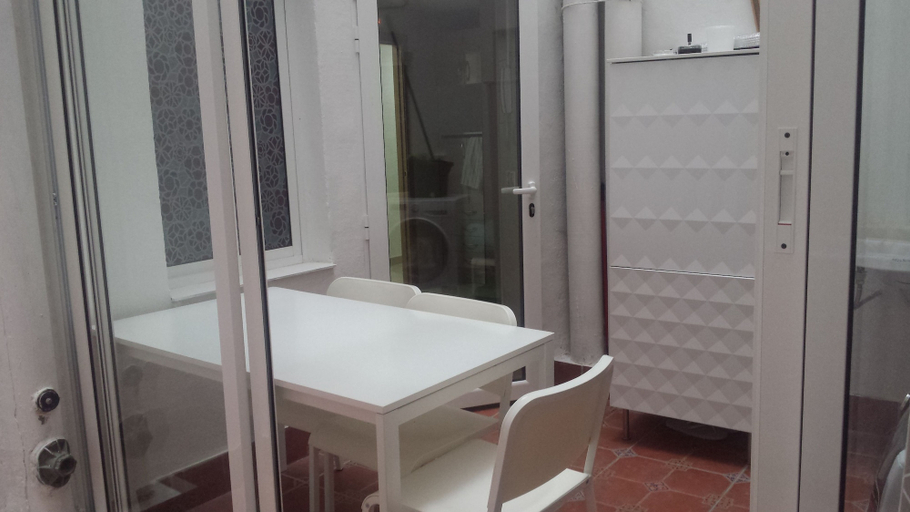 Bathroom 5, Pensión Alemania, Alicante