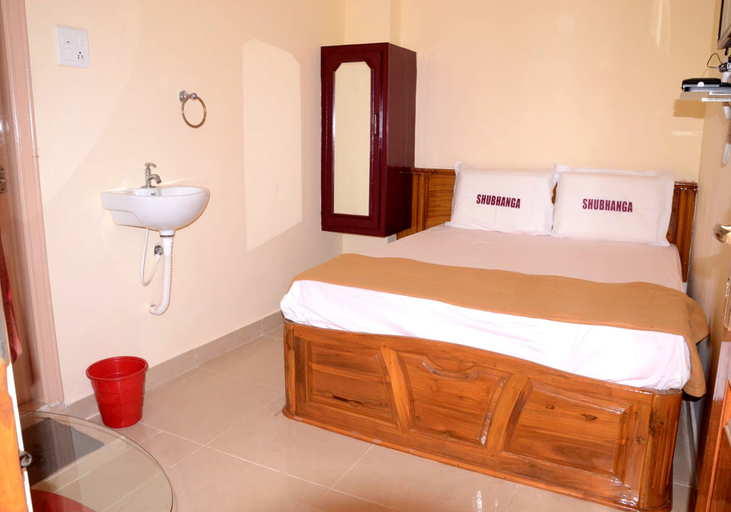 Bedroom 3, Hotel Shubhanga Residency, Chittoor
