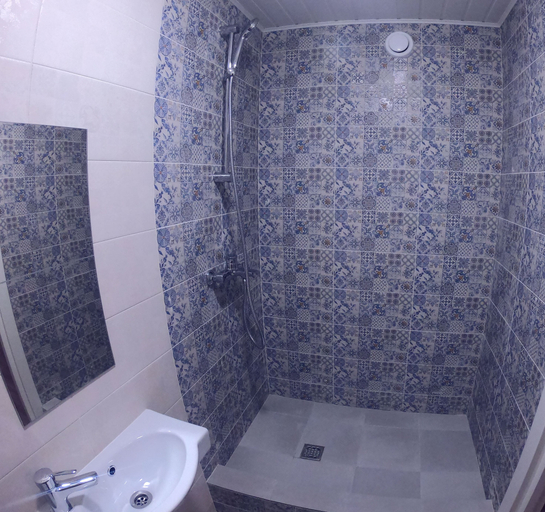 Bathroom 2, Hotel Taganka, Central