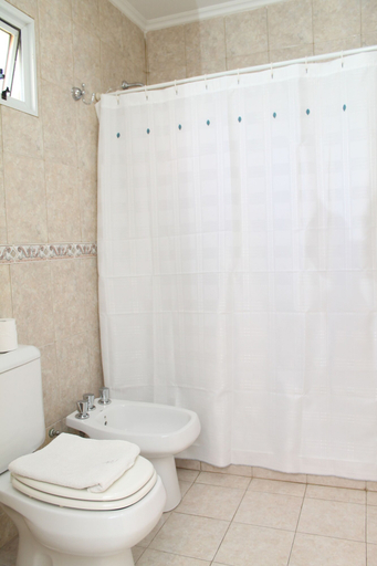 Bathroom 4, Brisas del Lago Apart & Hotel Federacion, Federación