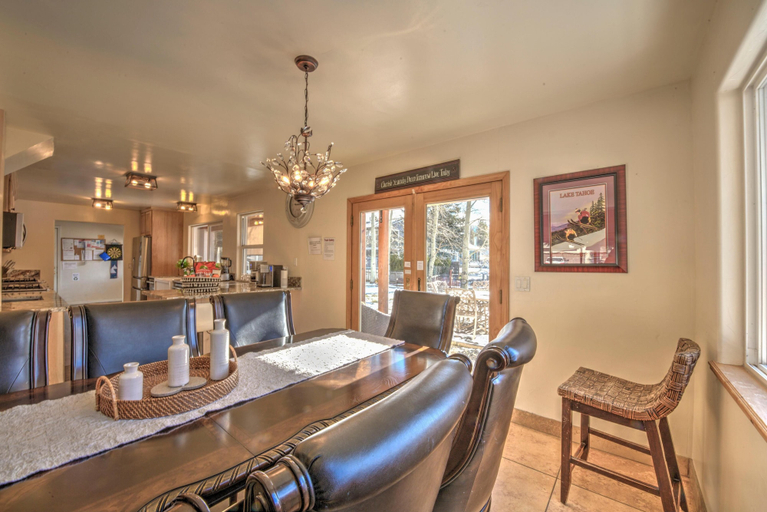 Food & Drinks 5, Mv25: Waterfront Tahoe Keys Home -30 Days Minimum, El Dorado