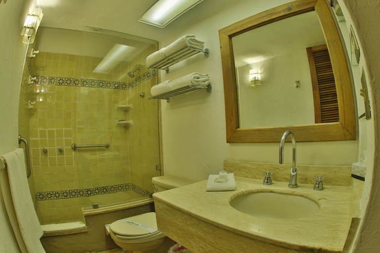 Bathroom 4, Villas El Rancho, Mazatlán