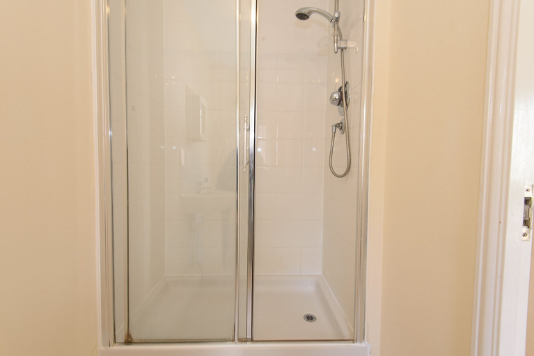Bathroom 4, Karah Suites - Harescombe House, Gloucestershire